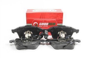 Колодки гальмівні передні GOODREM Audi A4 B7, Ауді А4 Б7 (З Датчиком) 00- # RM0129 фото